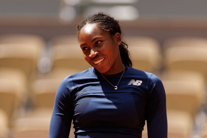 “It matches the Parisian vibes here” – Coco Gauff breaks down her ‘fire’ leather jacket outfit at French Open