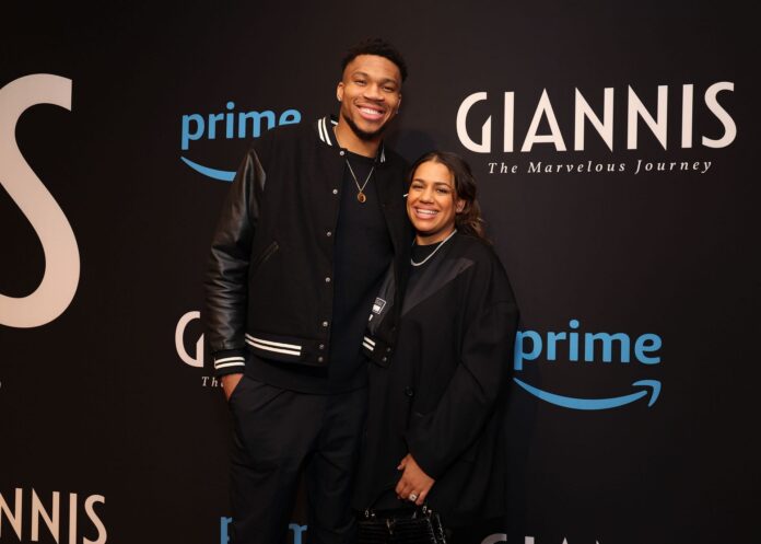 “Hey big sexy” – Giannis Antetokounmpo’s wife Mariah Antetokounmpo drops flirty comment on latest social media post