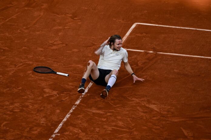 WATCH: Emotional scenes as Alexander Bublik breaks down in tears after reaching maiden French Open QF in shock result