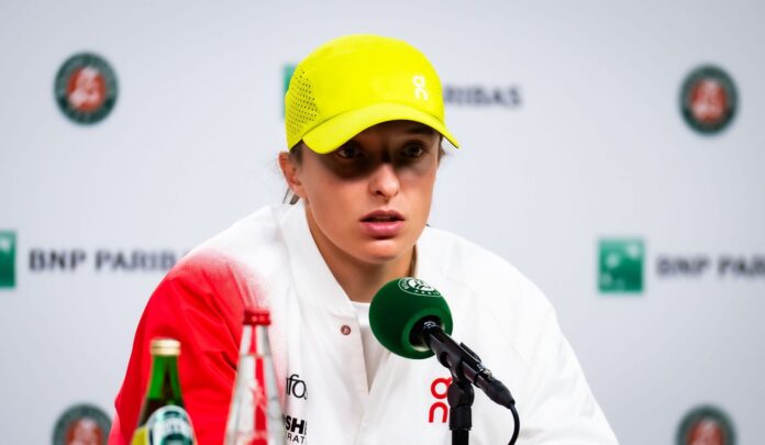 “I felt a lot of bitterness” – Iga Swiatek gets brutally honest about getting used to life as a non-World No. 1