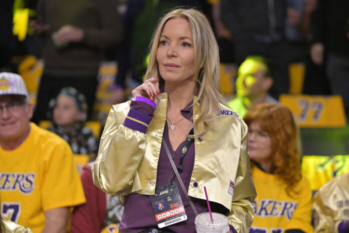 Zach Lowe claims $1,000,0000,000 Jeanie Buss-owned Lakers didn’t invest in data app bought by other 29 NBA teams