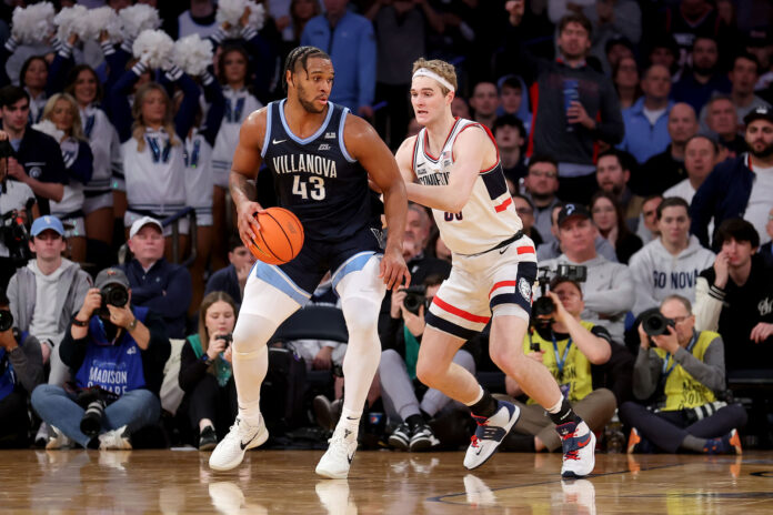 LA Lakers sign 255lbs reigning NCAA leading scorer to audition for center position