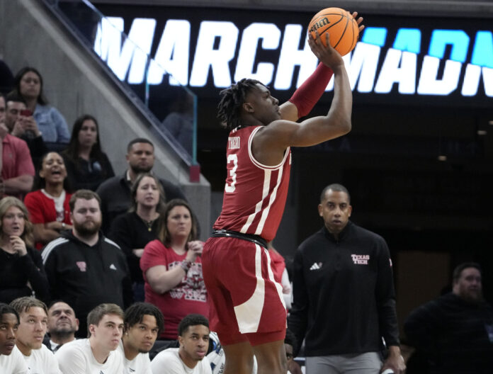 LA Lakers overlooking 2025 NBA draft pick Adou Thiero’s knee health concerns: Report