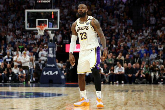 3 things you need to know about LeBron James opting into $52.6 million player option
