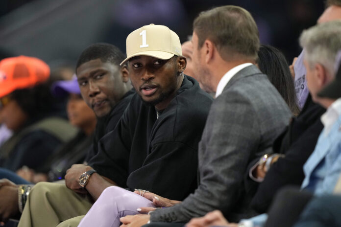 Warriors Free Agency: Jonathan Kuminga Predicted to Stay Put in Golden State Five Days After Meeting Execs 