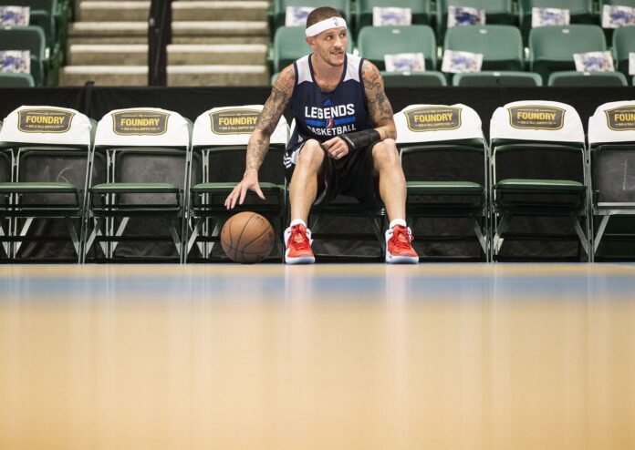 LeBron James’ ex-teammate Delonte West spotted in distressing state in hometown