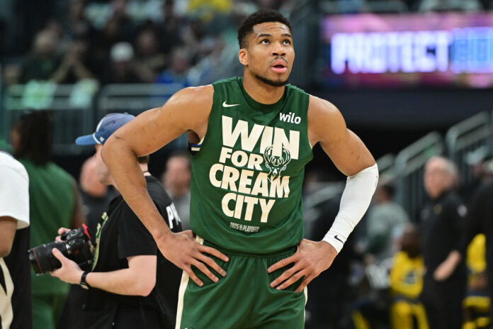 New 3-Team Blockbuster Trade Proposal Pairs Giannis Antetokounmpo With $27.6 Million Guard