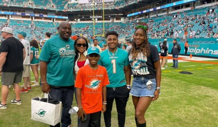  Coco Gauff sends sweet message to brother Codey as he continues baseball success amid her Montreal run; mom Candi also shares loving reaction