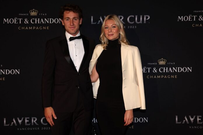 “We’d like to know what we’re paying for” – Casper Ruud opens up about wedding planning with fiancée Maria but keeps ‘perfect location’ a ‘secret’