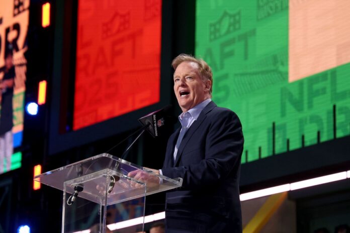 “That is a un-needed shot at LeBron James”: Fans erupt as NFL commissioner causes stir with thinly veiled message at NBA