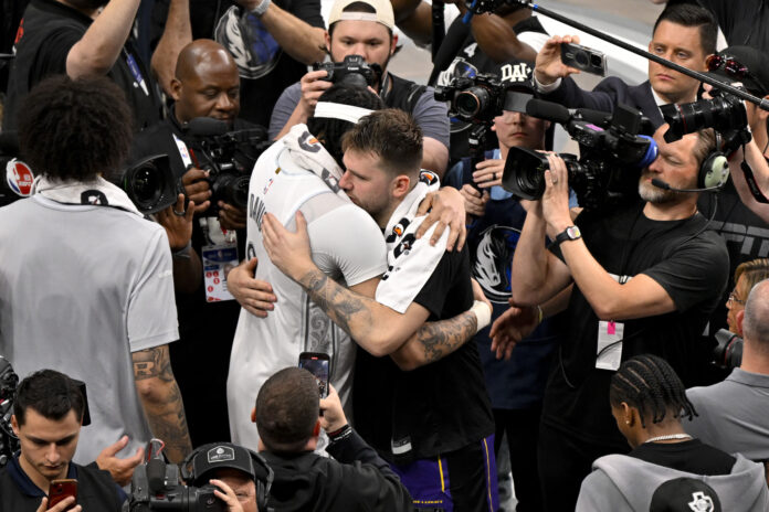 “I slept like 30 minutes that night” – Shams Charania reveals BTS of viral Luka Doncic-Lakers trade tweet while highlighting struggles of NBA insider