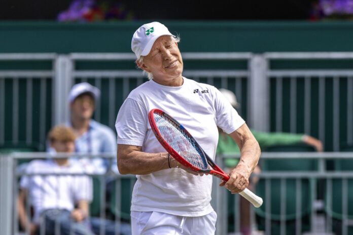 “Pure evil” – Martina Navratilova stunned as Iranian authorities reportedly confirm death sentence for activist who is a mother of 1