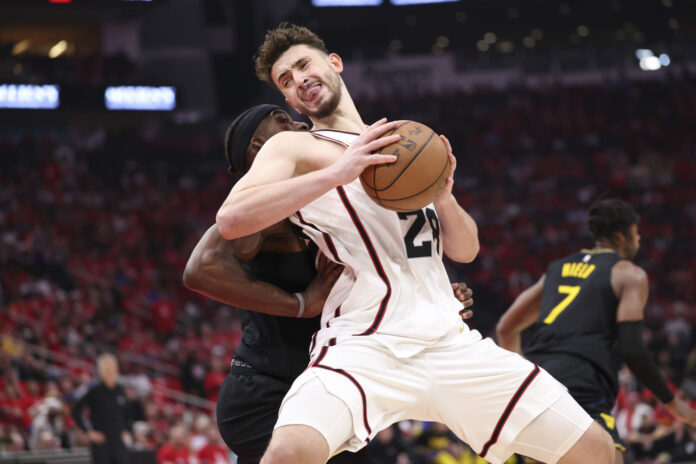 “Crying all series about fouls not being called”: Alperen Sengun takes shot at Steph Curry’s Warriors while reflecting on Rockets’ loss