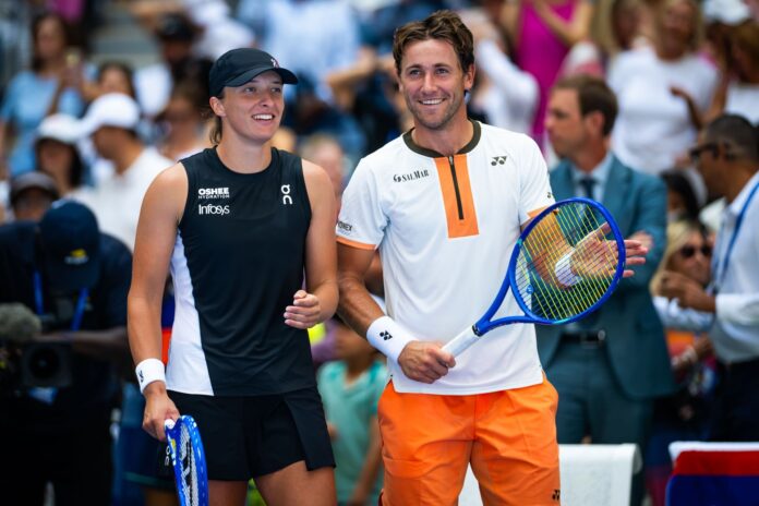 “No, you texted me” – Iga Swiatek amusingly disagrees with Casper Ruud over who initiated their mixed doubles partnership after reaching US Open SF