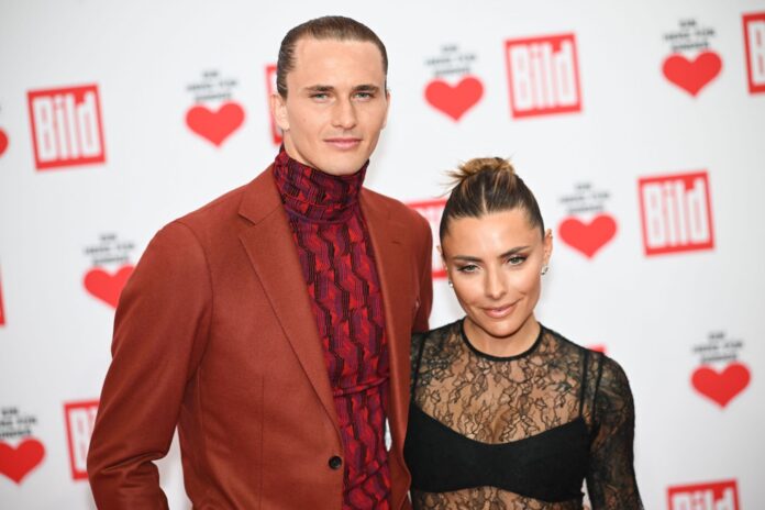 Alexander Zverev’s girlfriend Sophia feels German’s absence during museum visit in NYC after their fun night out at pre-US Open event