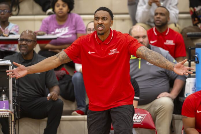 “It could be something better” – Ex NBA star Jeff Teague reacts to viral 2K trend of fans wearing his oversized jersey with no shorts